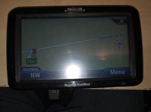 Navigateur GPS portable Magellan Roadmate 5045-LM noir/argent 5 pouces écran tactile - Photo 1 sur 10