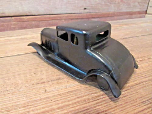 Vintage 1930s Wyandotte Pressed Steel Toy Car Ford Model A Coupe - RESTORATION! - Picture 4 of 12