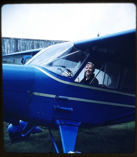 Small airplane & Lady Aviation - 1950s Stereo Realist Slide Kodachrome #959