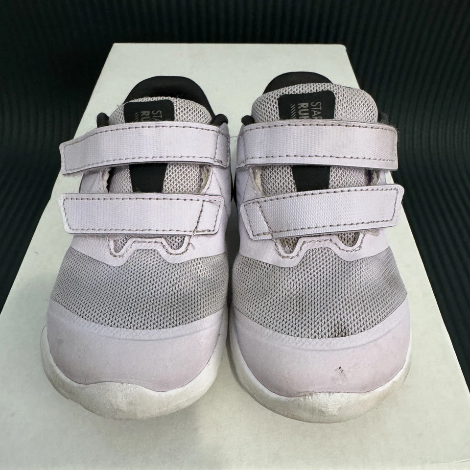 Nike Zapatillas para Correr Zapatos Violeta Niño Pequeño Talla 8 Foto 2 de 4
