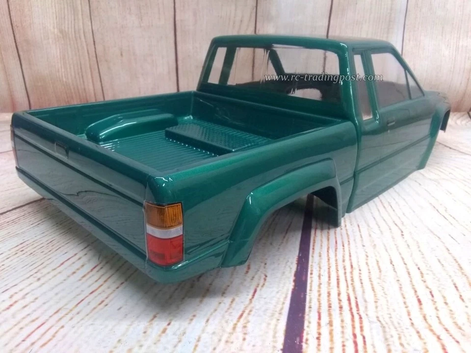 1985 Toyota HiLux SR5 Custom Painted RC Crawler Body (WB 12.3") TRX-4/SCX10/ENDU - Image 3 of 4