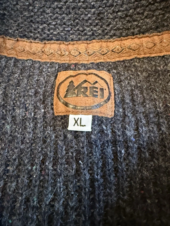 Vintage REI Shaker Wool Blend Mens 1/2 Zip Dk Charcoal Sweater Sz XL - Image 2 of 4