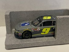 WILLIAM BYRON 2017 9 AXALTA IOWA WIN AUTOGRAPHED 1/24