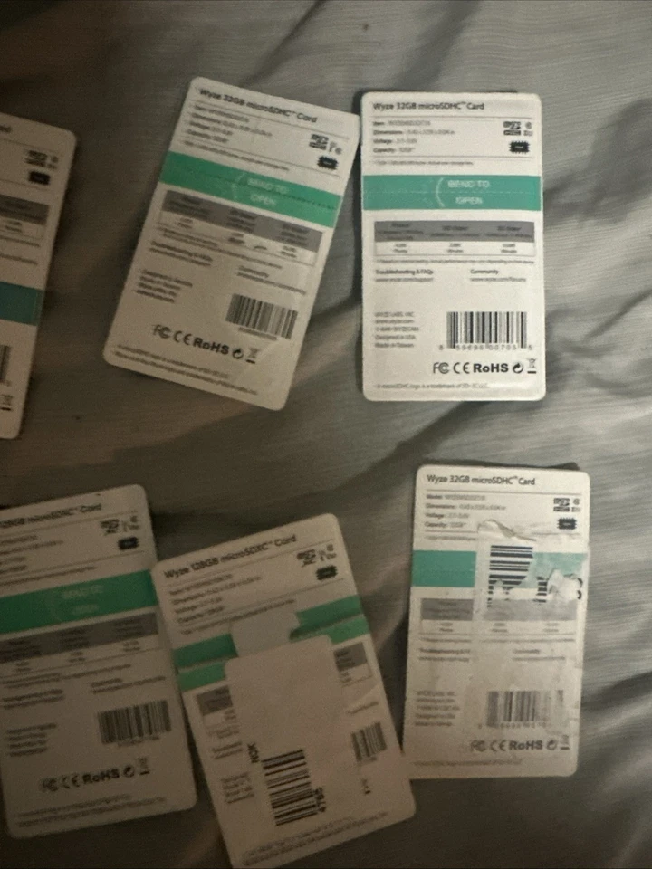 3  Wyze 128GB MicroSDXC Card U3 Class 10 V30 High Speed Camera+7 32GB SDHC W1 - Image 3 of 4