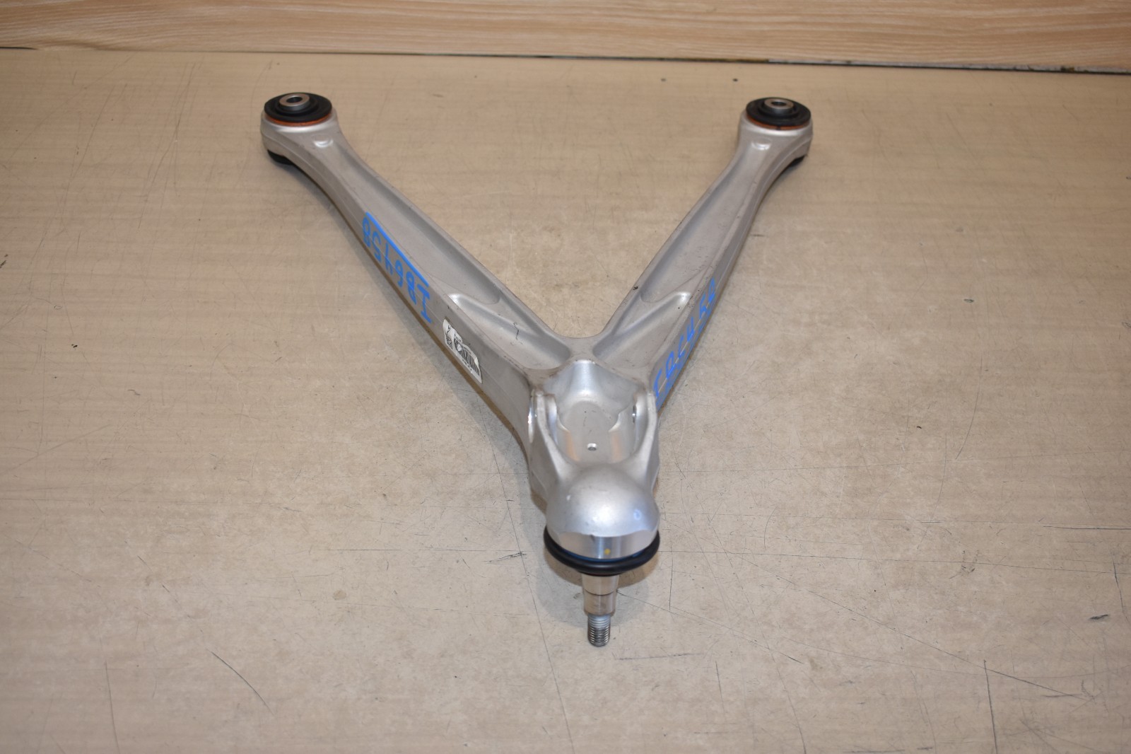 2015 PORSCHE 918 SPYDER FRONT SUSPENSION LOWER CONTROL ARM GENUINE # 91834105301
