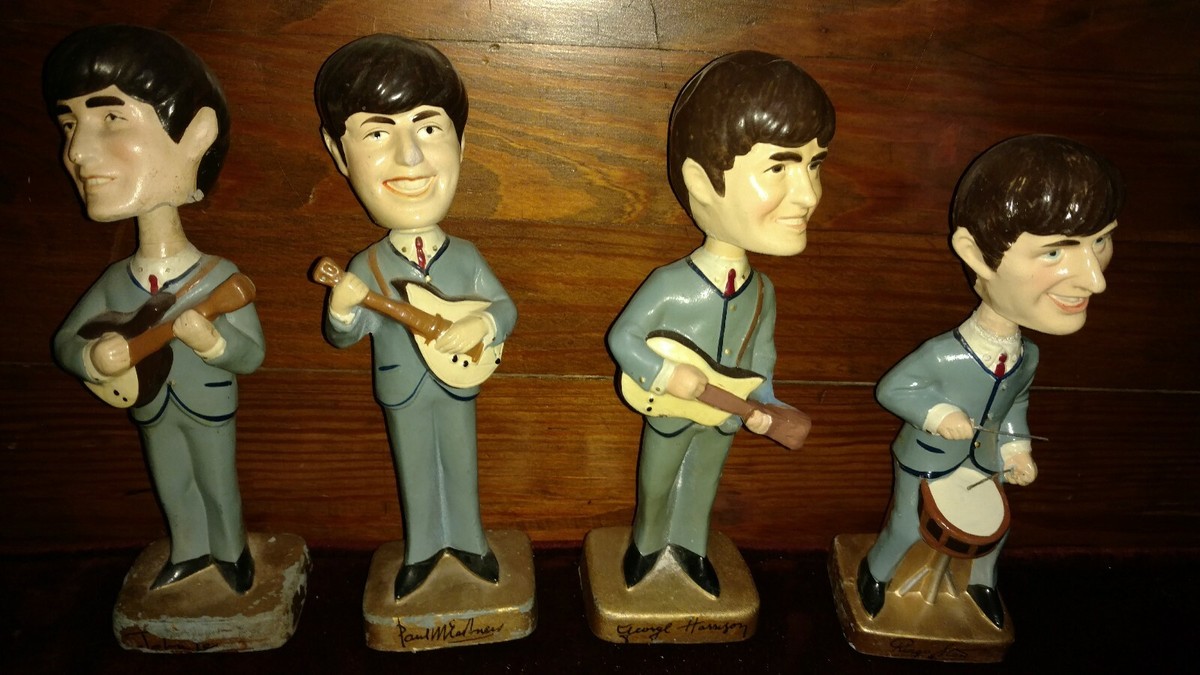 BEATLES VINTAGE 1964 CARMASCOT BOBBING HEAD DOLL SET OF 8