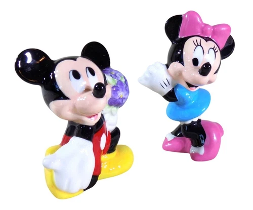 Mickey and Minnie Dating Salt and Pepper Shaker Set