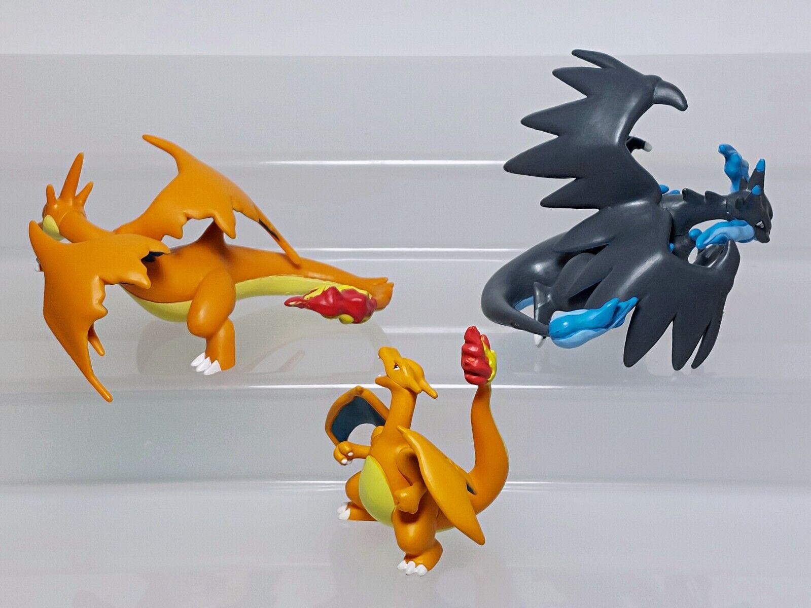 Takaratomy Pokemon XY Monster Collection Evolution Mega Charizard