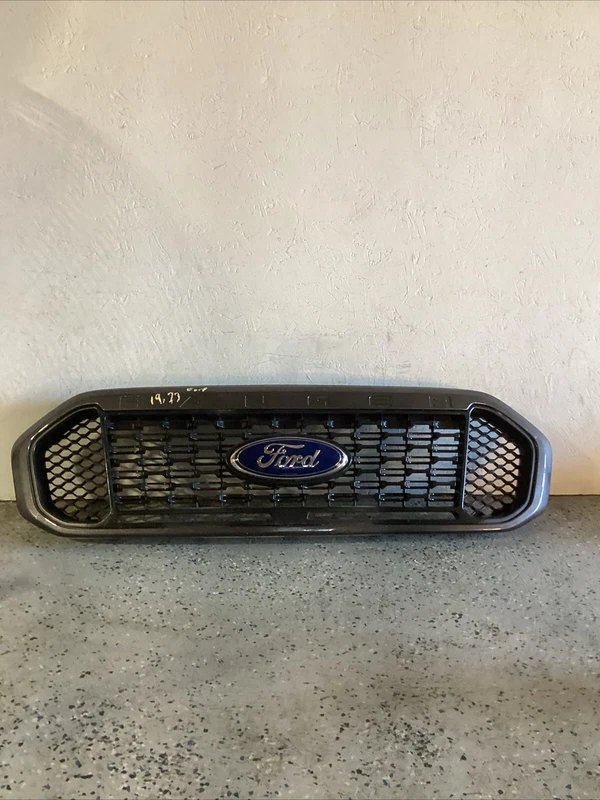 Ford Ranger Grille 2019 2020 2021 2022 2023 W/ Emblem Used Oem Kb3b8350ae