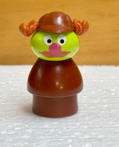 Vintage Fisher Price "Sesame Street"..."Sherlock Hemlock"..1972 ..VG