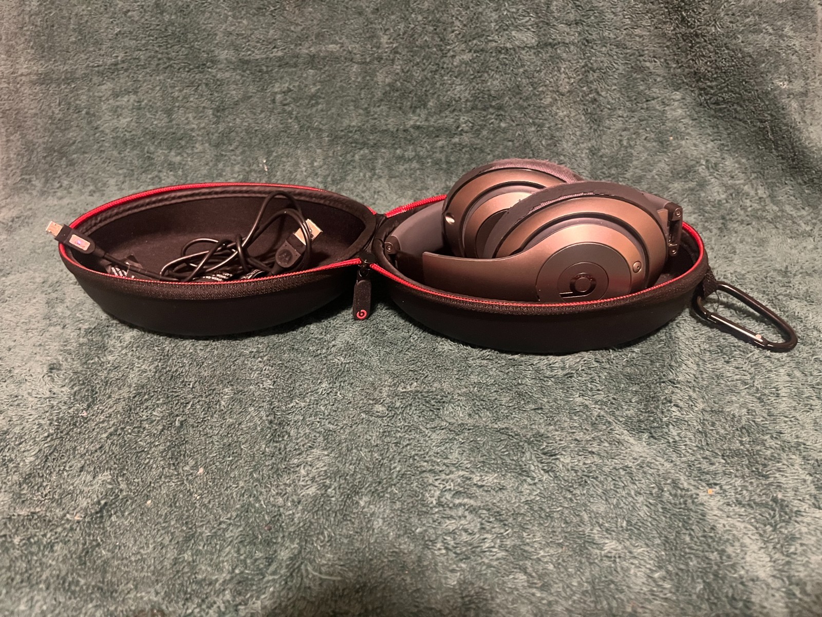 Beats by Dr. Dre Studio 2 Wireless Over Ear Bluetooth Headphones B0501 Working!