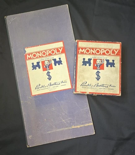 Vintage Parker Brothers Monopoly 1935  first edition WITH BOARD wooden pieces