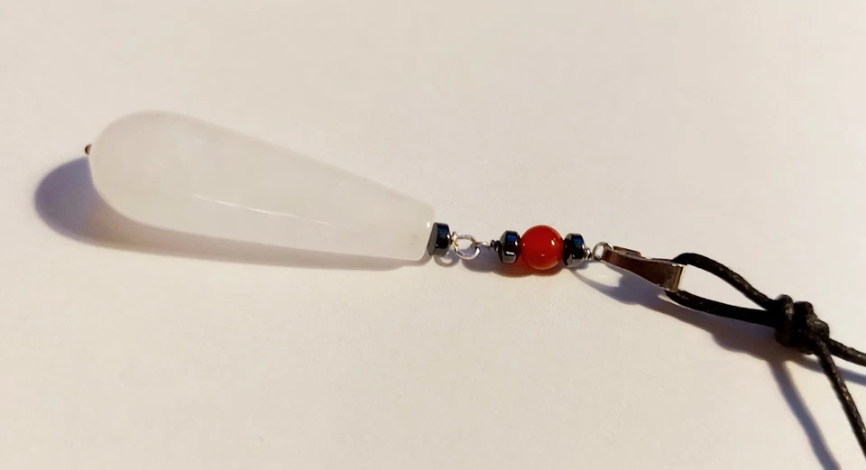 Ciondolo in argento 925 con pietre quarzo bianco a goccia, ematite e corniola - Immagine 2 di 4