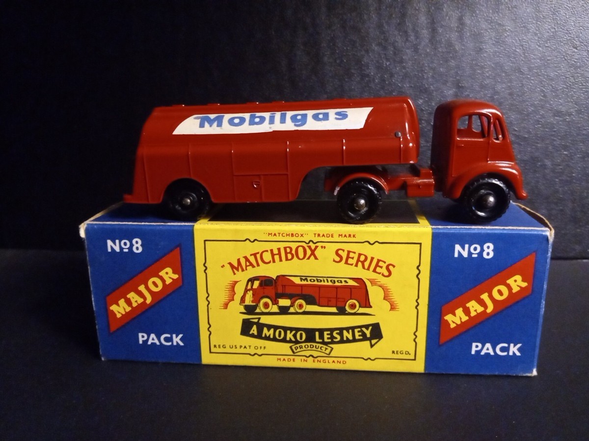 Matchbox M-8 Mobil Gas Petrol Tanker, w/RARE KT- BPW In Matchbox M-8 Mobil Gas Petrol Tanker, w/RARE KT- BPW In