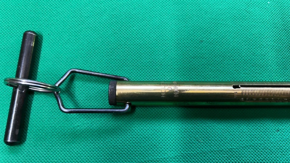 Vintage HOUSE of HARDY Brass Weigh Scales Weight to 44lbs or 22 KGS. Hand Grip. - Image 2 of 4