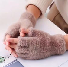 1 PAIR WOMEN GLOVES FURRY OPEN FINGERS FOR WINTER