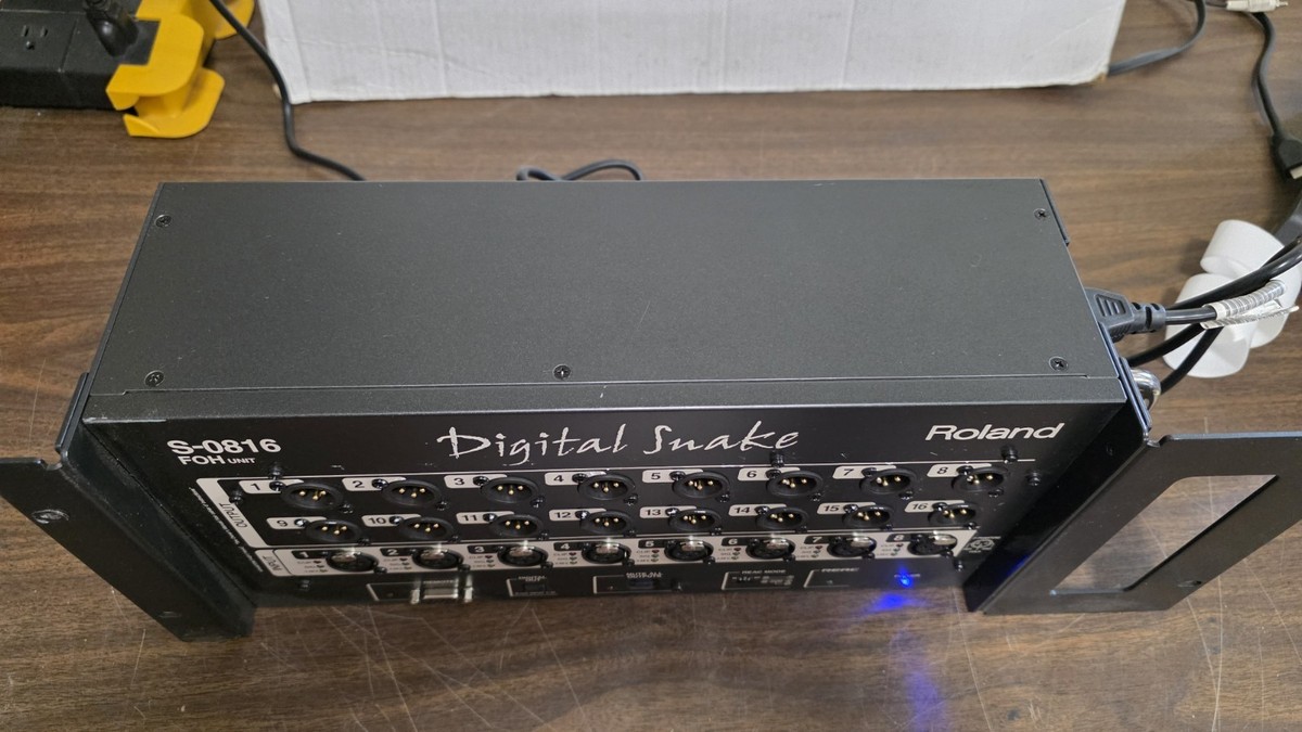 Roland S-0816 8 x 16 Digital Snake Front of House Unit | eBay
