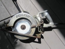 VINTAGE SKIL TOOLS 8-1/4"PORTABLE SKILSAW Tested Working - See Video
