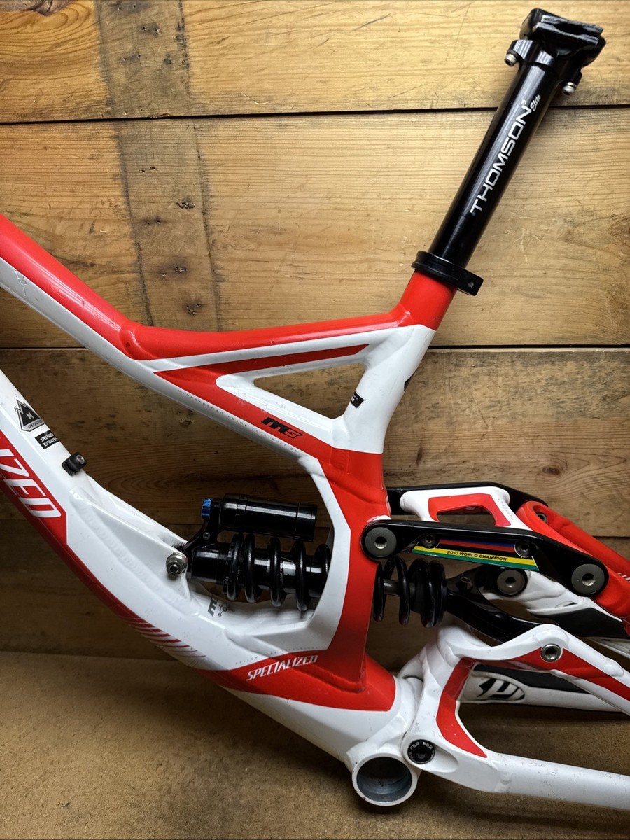 Specialized Demo 8 Downhill Mountain Bike Medium Frame 26