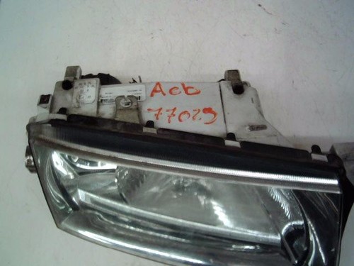 Phare droit occasion SKODA OCTAVIA I Phase 2 COMBI - 1.9 TDI 100ch - Photo 3/3