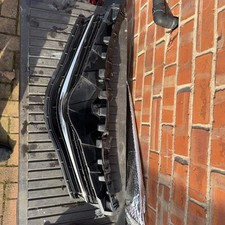 TOYOTA YARIS 2013 MK3 FRONT BUMPER UPPER GRILL 53101-0D220 2012-2014 COLLECTION