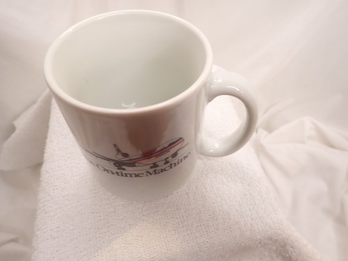 VTG American Airlines DC 10 THE ON TIME MACHINE AIRPLANE Ceramic Coffee Cup Mug - Picture 2 of 4