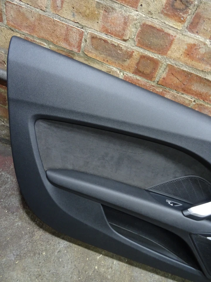 2017 AUDI TT S LINE MK3 8S 2.0 PETROL FRONT LEFT DOOR CARD COVER 8S2867105 - Image 3 of 4