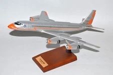 American Airlines Convair CV-990 Astrojet N5611 Desk Top Model 1/100 SC Airplane