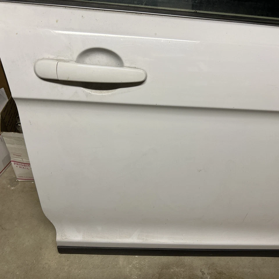 Ford Taurus 2013-2017 puerta lateral del pasajero delantero blanco sin espejo retrovisor Foto 3 de 4