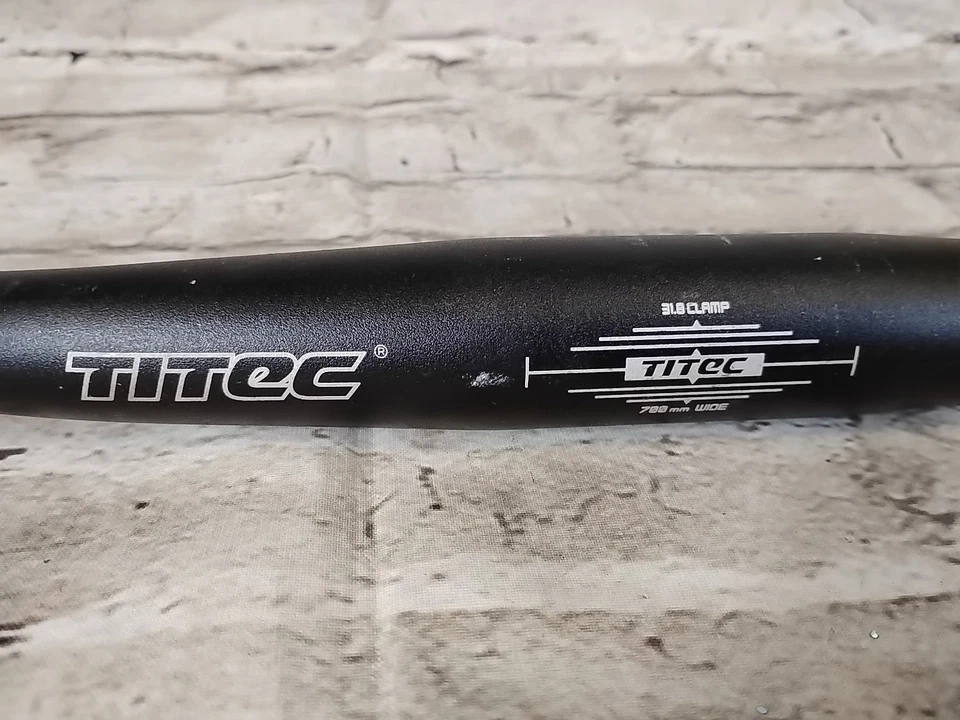 Manillar plano de carbono TITEC 31,8 abrazadera 700 mm de ancho Foto 2 de 4