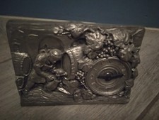 Dekorative Vintage Standuhr mit Zinn-Relief