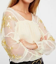 Free People GORGEOUS NWT Size Medium Warm Holliday glow Top NEW