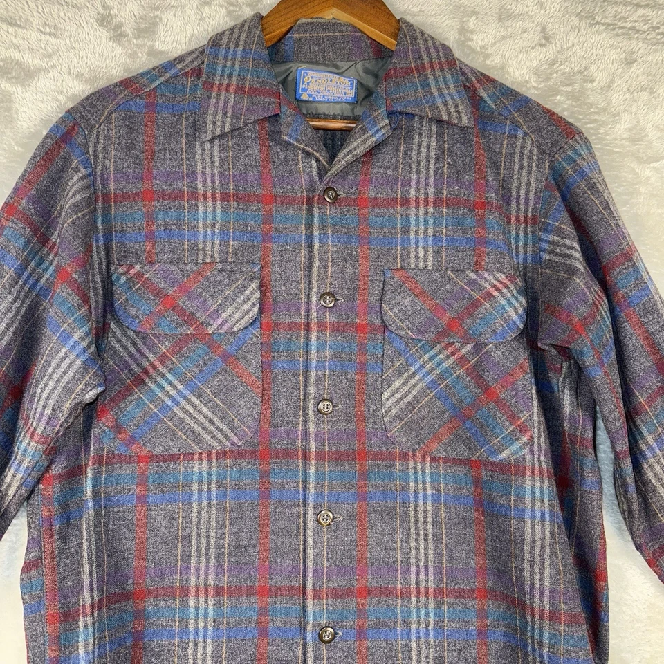 Pendleton Original Board Shirt 100% Wool Button Down Men’s Size Med Flannel - Image 2 of 4