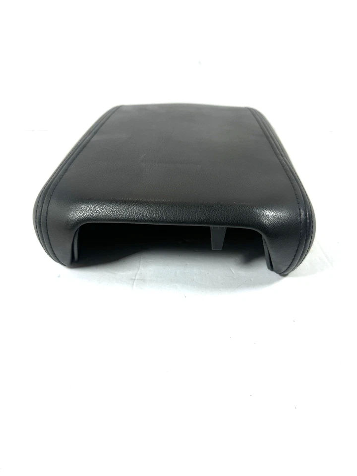 07-17 Enclave Acadia Traverse Outlook Consola Apoyabrazos Tapa Negro OEM 25892054 Foto 3 de 4