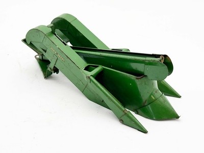 1/16 John Deere Corn Picker - Eska