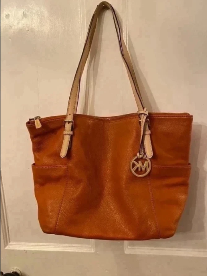 Michael Kors Jet Set Travel Large Tote Black Pebbled Leather Zip 35T2GTTT8L, photo 1 of 5