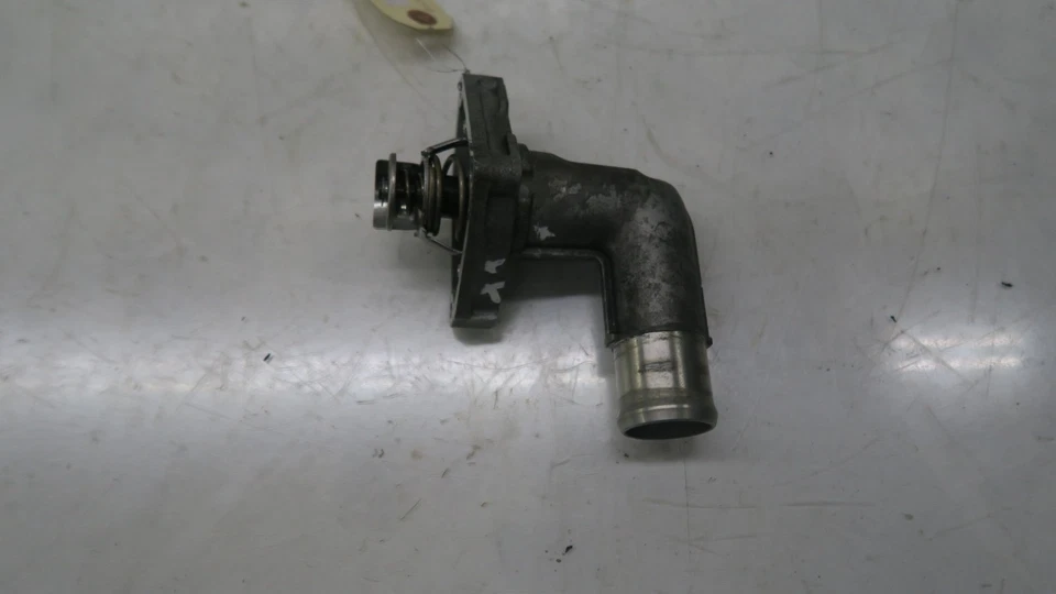 Nissan Murano 2017-2024 OEM 3,5 L motor termostato carcasa conjunto Foto 2 de 4