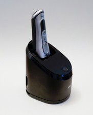 Braun Series 9 9390CC Cordless Rechargeable Men's Electric Shaver with station.