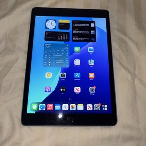857 iPad 第7世代 128GB Wi-Fi A2197 86% iPad 第7世代 WiFi Simフリー