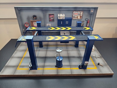 Work Shop Diorama 1:18 Scale With 18 Pieces - Picture 3 of 24