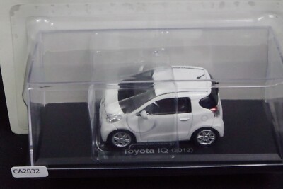 エブロ 1/43 トヨタ iQ ホワイト Toyota IQ 2012 White 1/43 Scale Mini Car Box Display Diecast Vol