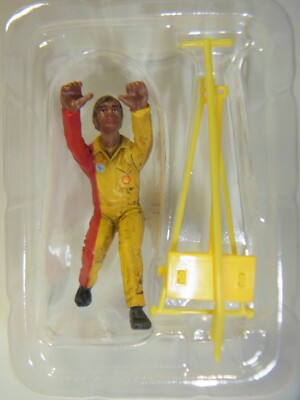 Le Mans Miniatures FLM132038M Figure Mechanic Damien Rarity Slot Car Track 1:32
