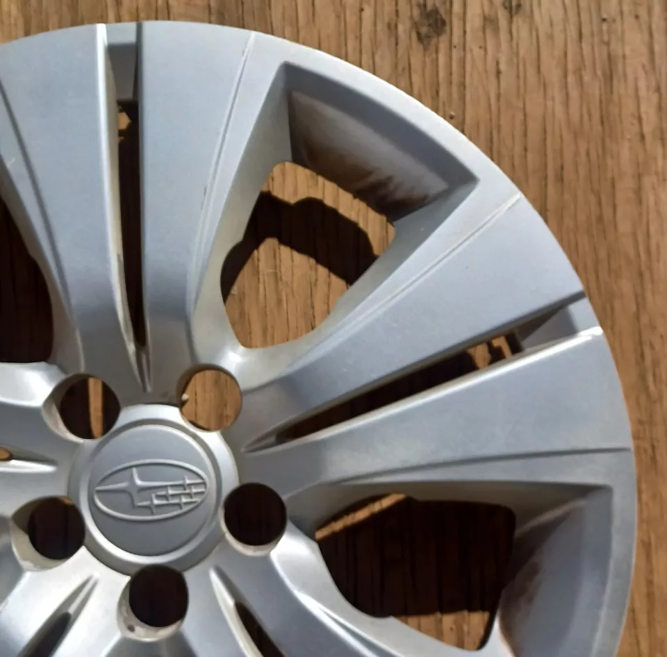Subaru Legacy hubcap 2010-2014, fits 16" wheels part # 28811AJ00A,  60542 - Image 3 of 4