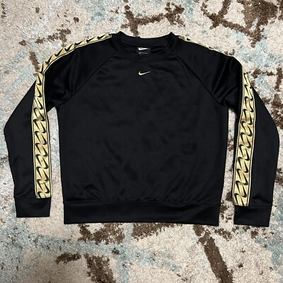 black and gold nike women's clothing