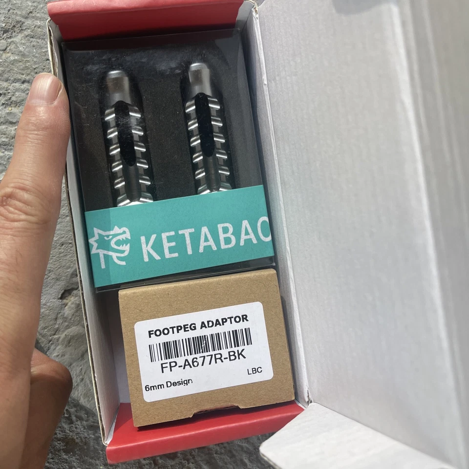 Clavijas delanteras plateadas Mcautoparts para Yamaha FZ1 S Fazer 06-2016 Bulldog Foto 4 de 4