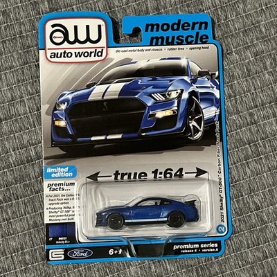 Auto World Modern Muscle 2021 Ford Shelby GT-500 Carbon Fiber Track Pack 1:64