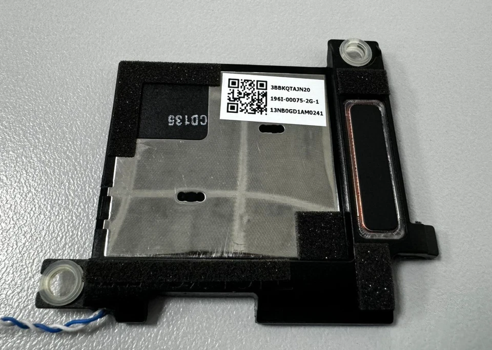 Original Asus UX461F Notebook  Speaker Lautsprecher Rechts und Links - Bild 2 von 3