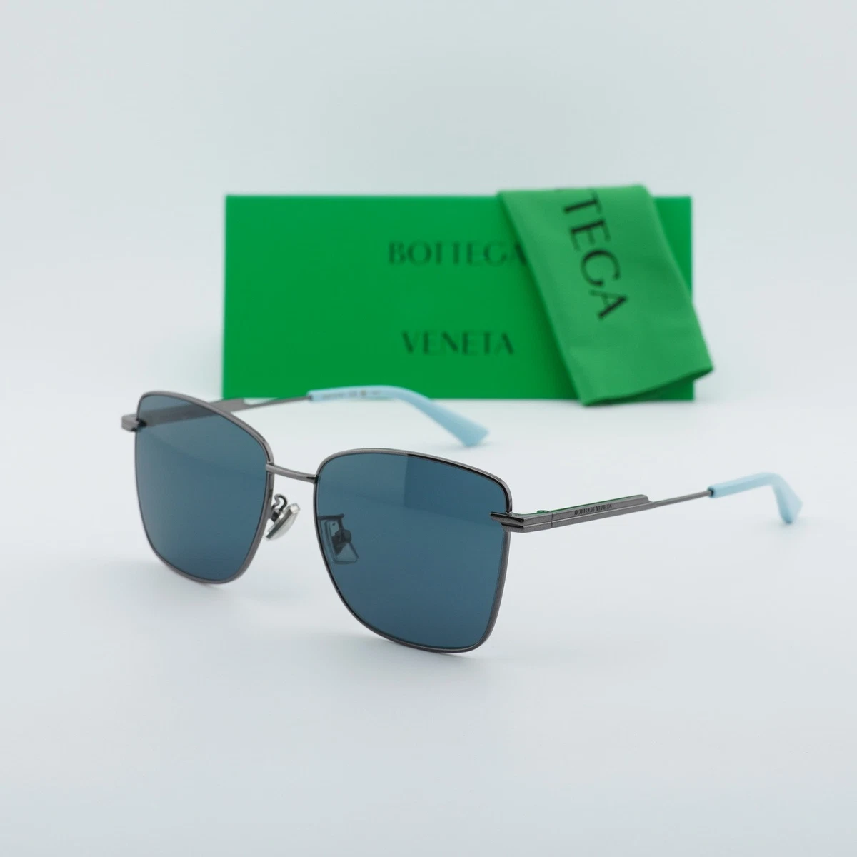 Bottega Veneta Sunglasses in Blue Smoke NWT Bottega Veneta Eyewear Women main image 3
