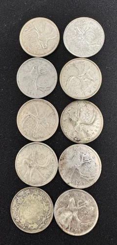 Lot of 10 Canadian 80% Silver Quarters Mixed Dates- CM-08