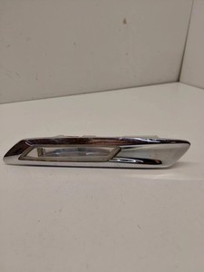 BMW 5 F10 Kotflügelblinker vorne rechts 7154170 01038702 2.00 Diesel 28110148